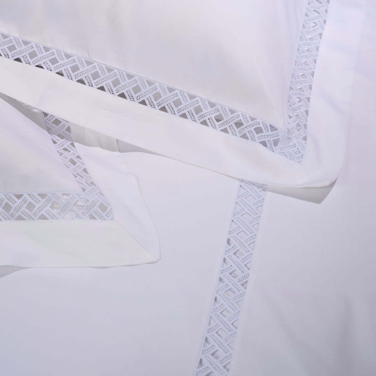 01 02 0799 Capa de Edredom Poema Branco Branco 002.jpg